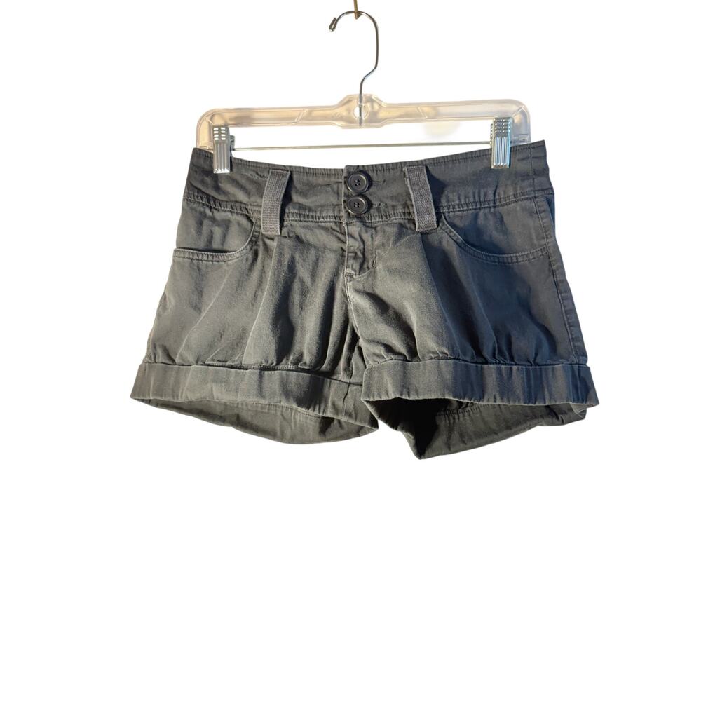 Vintage American Rag Cie cargo shorts size 1